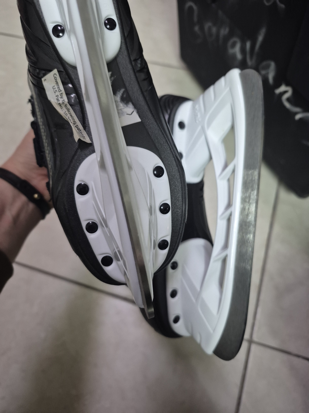 Bauer Youth Black and Green Hockey Skates - Picture 5 of 5